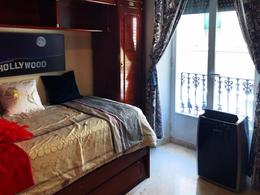 Bookingham ★Apartaments & Suites Madrid Exterior foto
